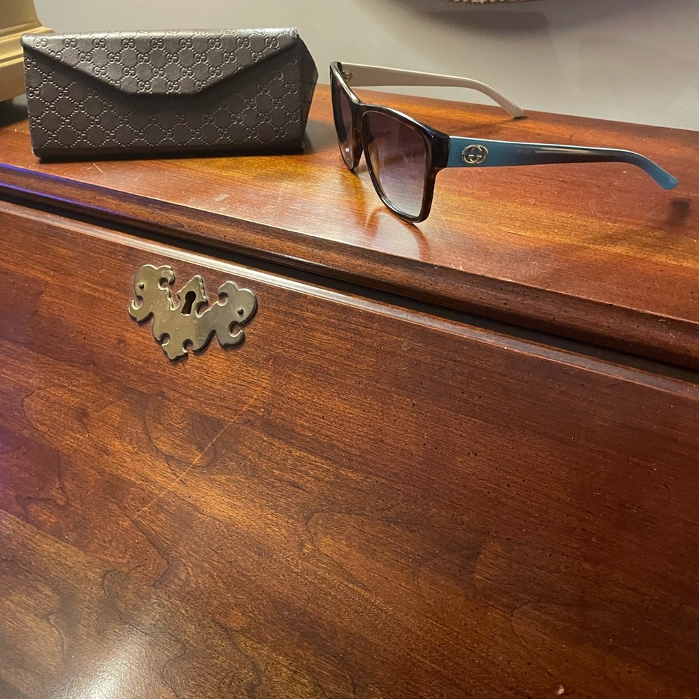 GUCCI Havana Purple Gradient Wayfarer Sunglasses with Trifold Hardshell Case - Picture 2 of 13